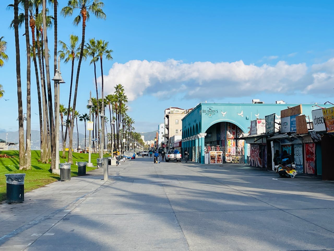 Car dealer and Hyundai dealership in Doral, FL offering new and used car sales and automotive services